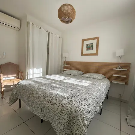 Holiday home Les Deux Mas *