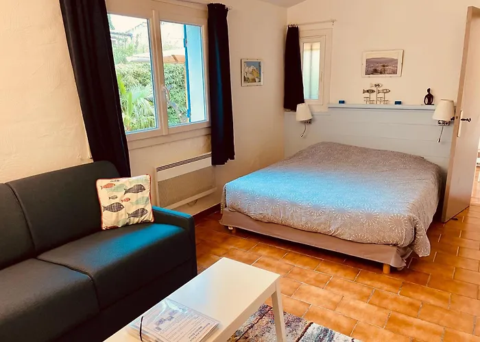 Les Deux Mas ボルム・レ・ミモザ