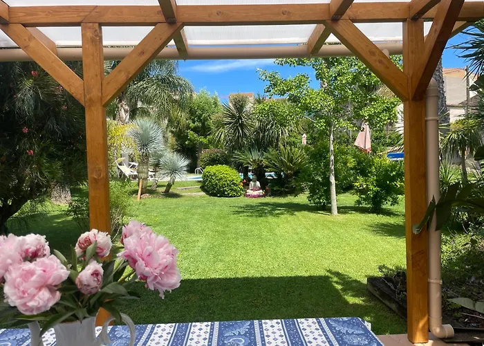 別荘 Les Deux Mas *